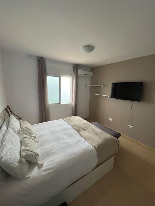 Apartamento A Pie De Playa Con Vistas Al Mar. Sorvilán エクステリア 写真