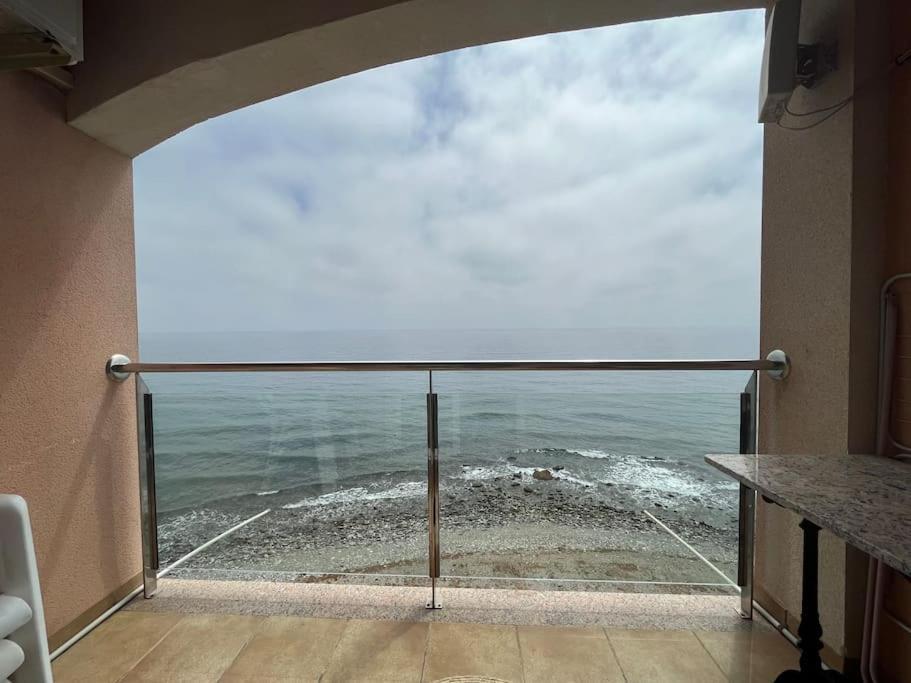 Apartamento A Pie De Playa Con Vistas Al Mar. Sorvilán エクステリア 写真